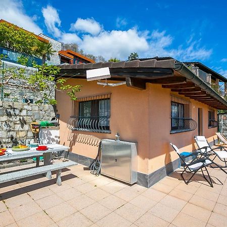 Petit Cadeau Apartman Cademario Kültér fotó